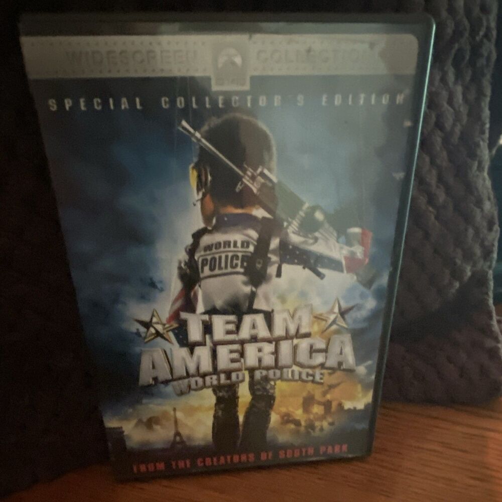 TEAM AMERICA: WORLD POLICE DVD SPECIAL COLLECTOR'S WIDESCREEN R PARAMOUNT